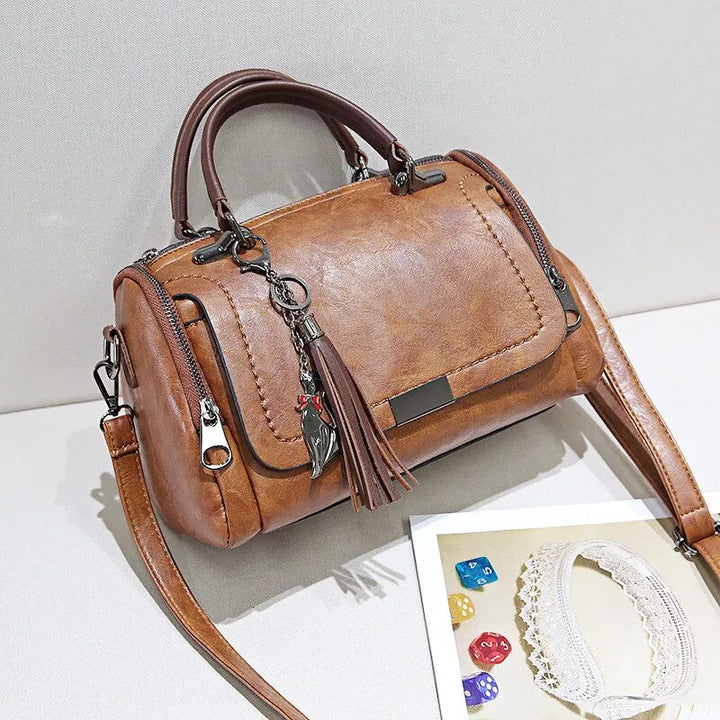 Ruby - Elegant Crossbody Bag